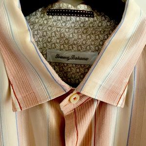100% Silk Tommy Bahama Casual button down